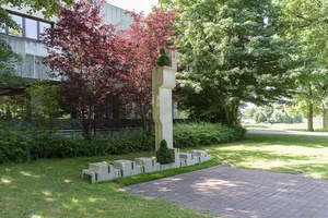 Installation view 2017, Skulptur Projekte 2017, temporary installation in Marl, © Skulpturenmuseum Glaskasten Marl, Photograph Thorsten Arendt