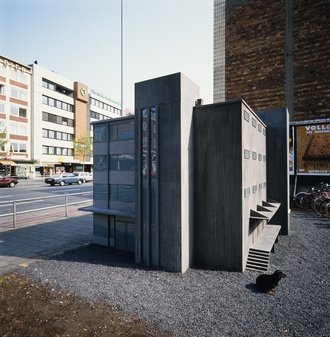 Installationsansicht 1987 © Peter Fischli, David Weiß, Zürich 2017. Courtesy: Sprüth Magers, Matthew Marks Gallery, Galerie Eva Presenhuber. Foto: LWL / Rudolf Wakonigg Installationsansicht 1987 © Peter Fischli, David Weiß, Zürich 2017. Courtesy: Sprüth Magers, Matthew Marks Gallery, Galerie Eva Presenhuber. Foto: LWL / Rudolf Wakonigg